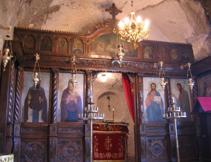 Basarabovo-Monastery-Bulgaria-Church-Iconostasis