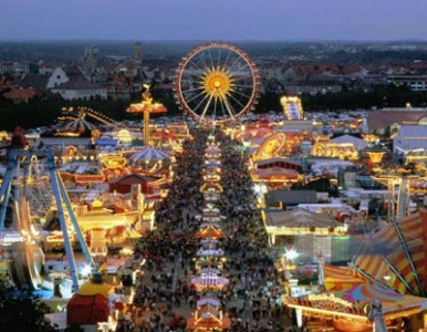 Oktoberfest. Germany's legendary Beer-fest ishappening from 17 September to 3 October. Image by jaunted.com_0